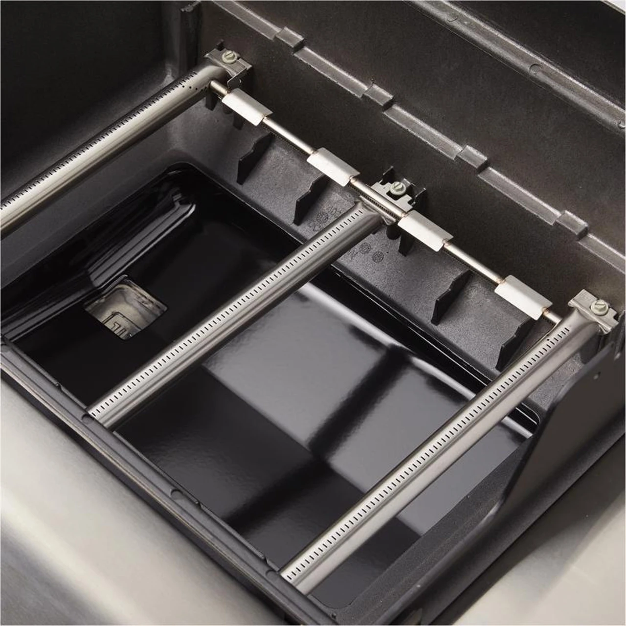 Weber Spirit E-310 6 Weber Spirit E-310 - Image 4