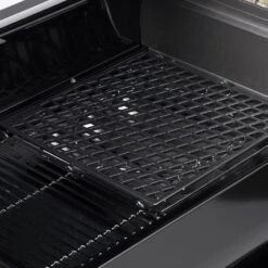 Weber SmokeFire Sear+ ELX6 Wood Fired Pellet Grill -Outdoor Grilling - Weber frxntchcyqch