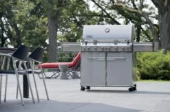 Weber SUMMIT® S-670™ NATURAL GAS GRILL - STAINLESS STEEL -Outdoor Grilling - Weber meirjruvtesy
